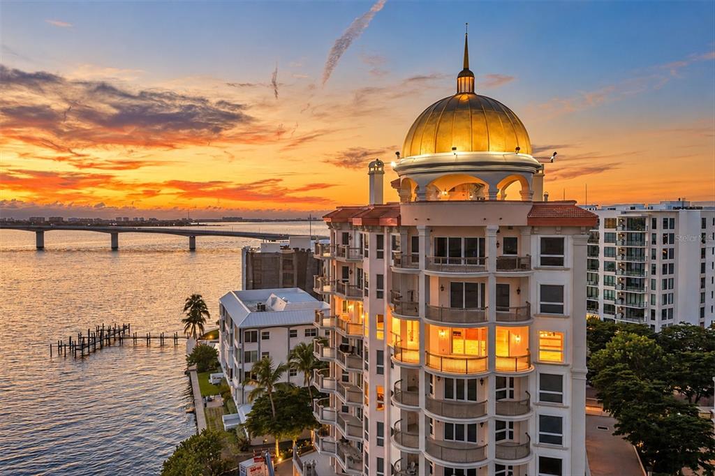 420 GOLDEN GATE POINT UNIT 700, SARASOTA, FL — photo 4 of 30