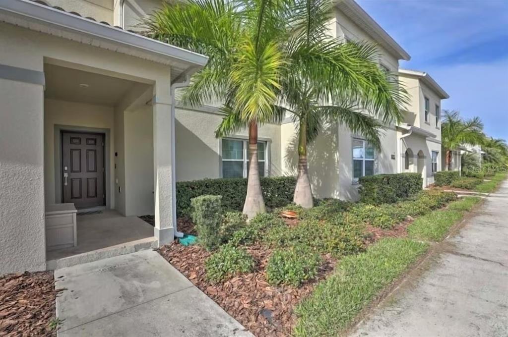 5017 WINDERMERE AVENUE, KISSIMMEE, FL — photo 2 of 27
