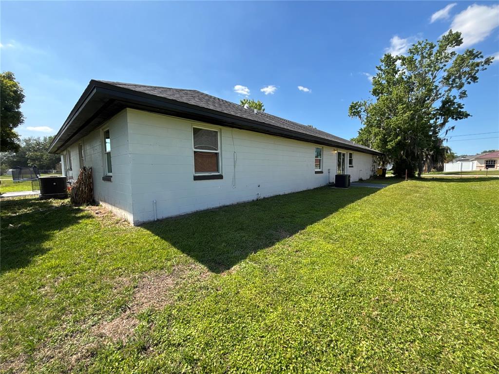 504 BLACKBIRD LANE UNIT B, POINCIANA, FL — photo 2 of 25