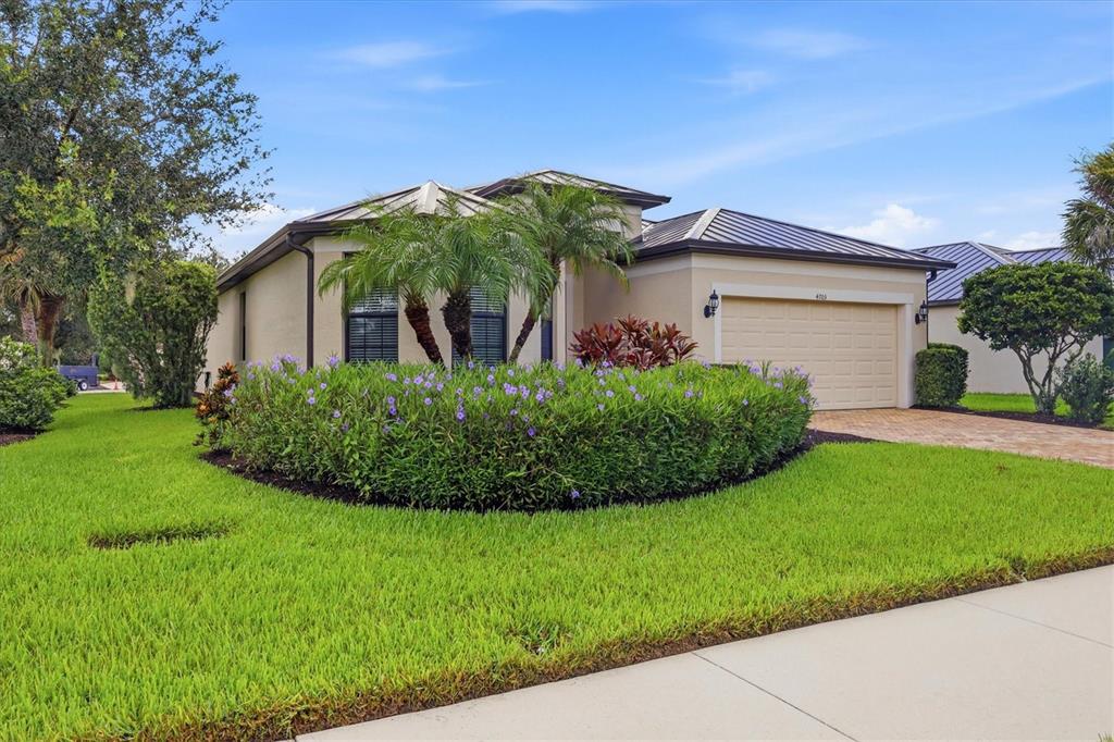 4703 69TH STREET E, BRADENTON, FL — photo 2 of 30