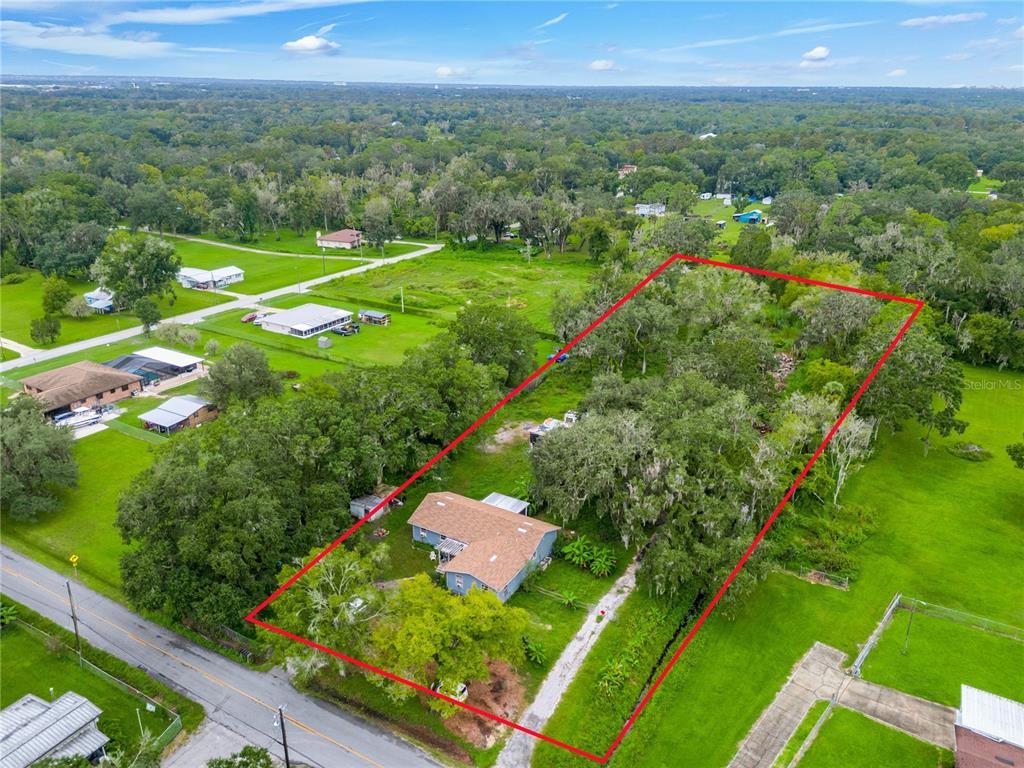 215 JOHN CARROLL ROAD E, LAKELAND, FL — photo 2 of 30