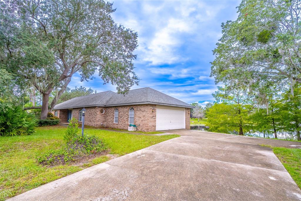 2366 SALEM DRIVE, DELTONA, FL — photo 2 of 55
