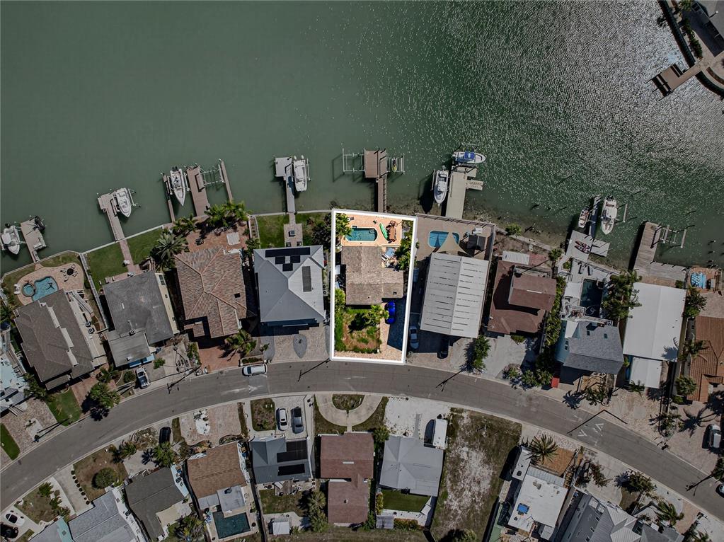 449 S BAYSHORE DRIVE