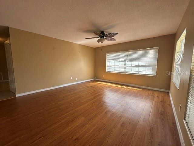 530 N ALEXANDER STREET, MOUNT DORA, FL — photo 2 of 10
