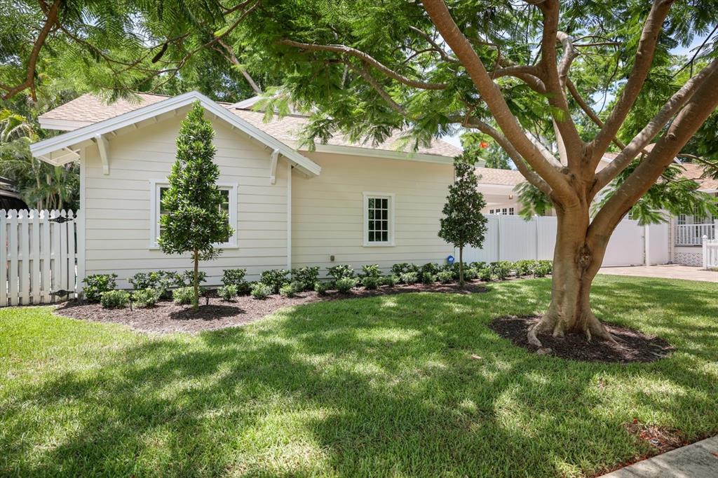 1862 PROSPECT STREET