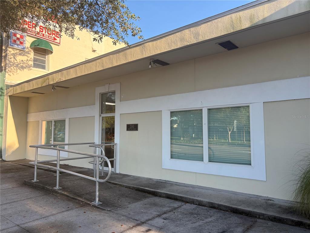 200 W BAY DRIVE, LARGO, FL — photo 2 of 27