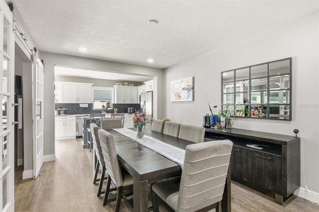 3926 W CASS STREET, TAMPA, FL — photo 3 of 30