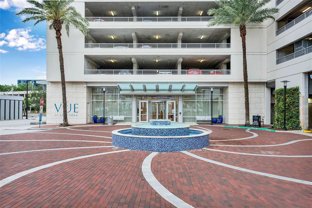 150 E ROBINSON STREET UNIT 215