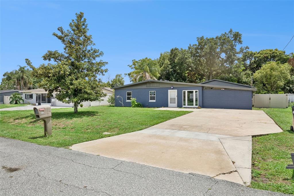 204 W BUCHANON AVENUE