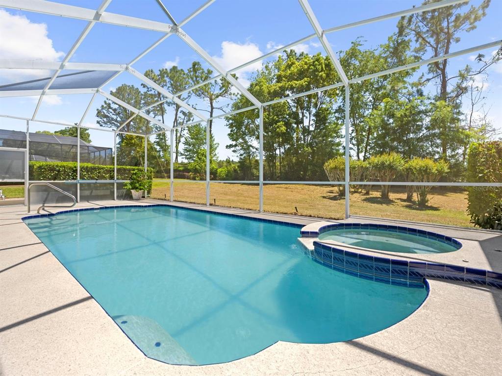 5318 LEGEND HILLS LANE, SPRING HILL, FL — photo 2 of 5