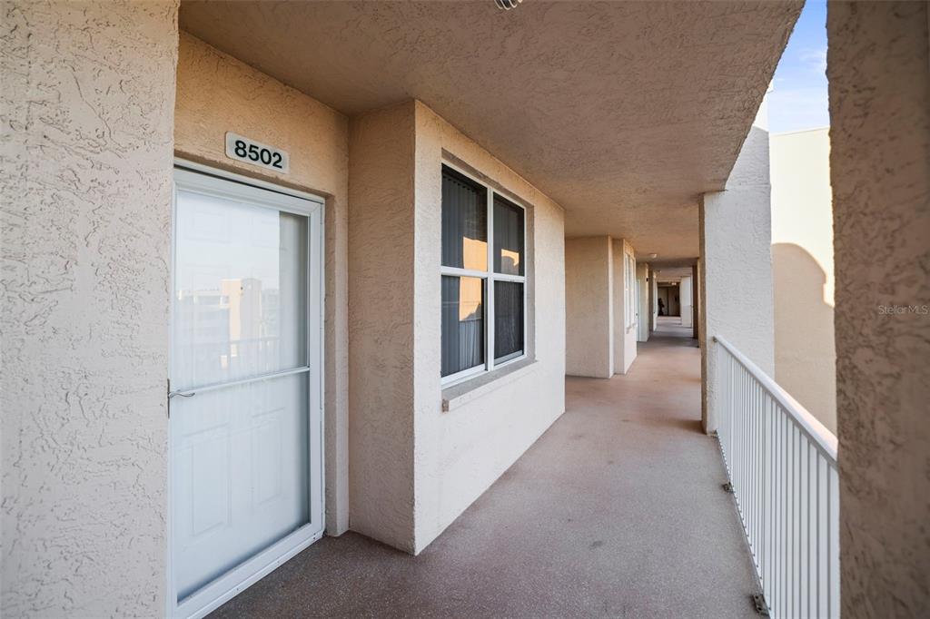 6495 SHORELINE DRIVE UNIT 8502, ST PETERSBURG, FL — photo 2 of 30