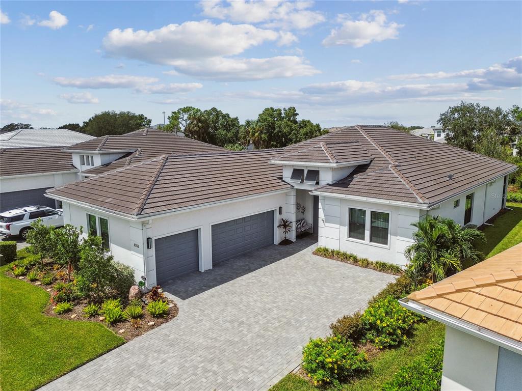 4952 SURFSIDE CIRCLE