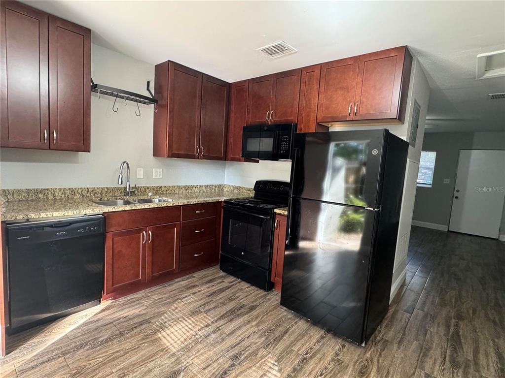509 VARSITY STREET, WINTER GARDEN, FL — photo 4 of 8
