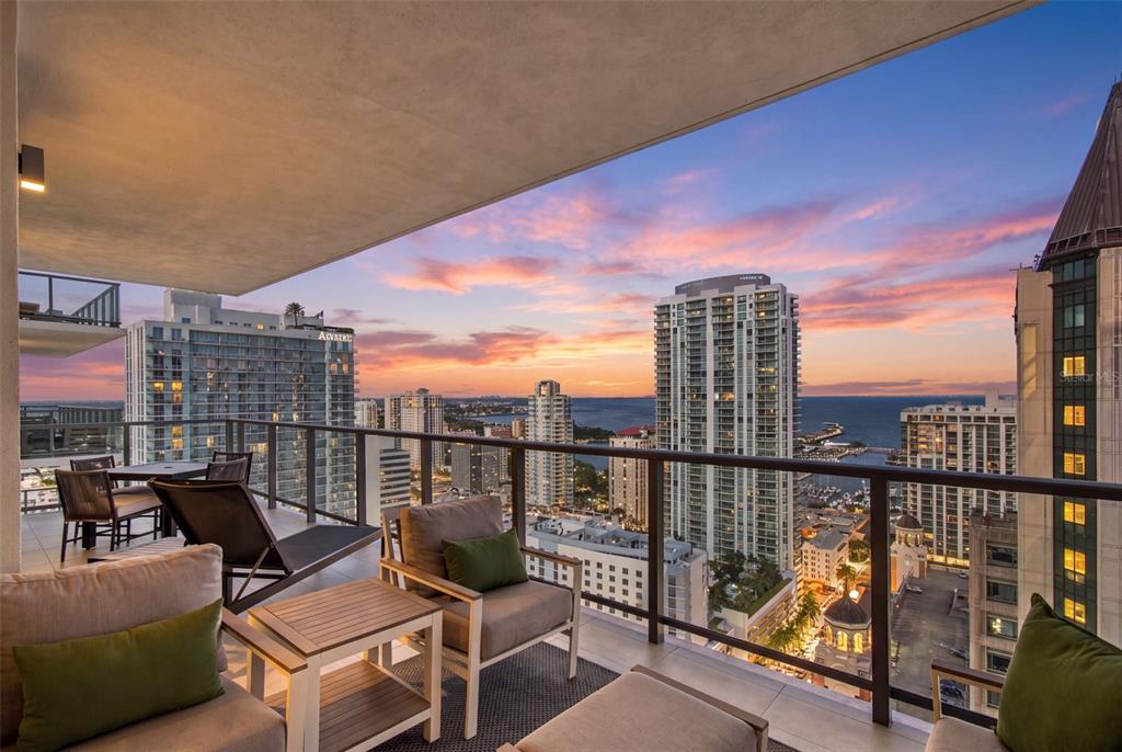 275 1ST AVENUE S UNIT 2903