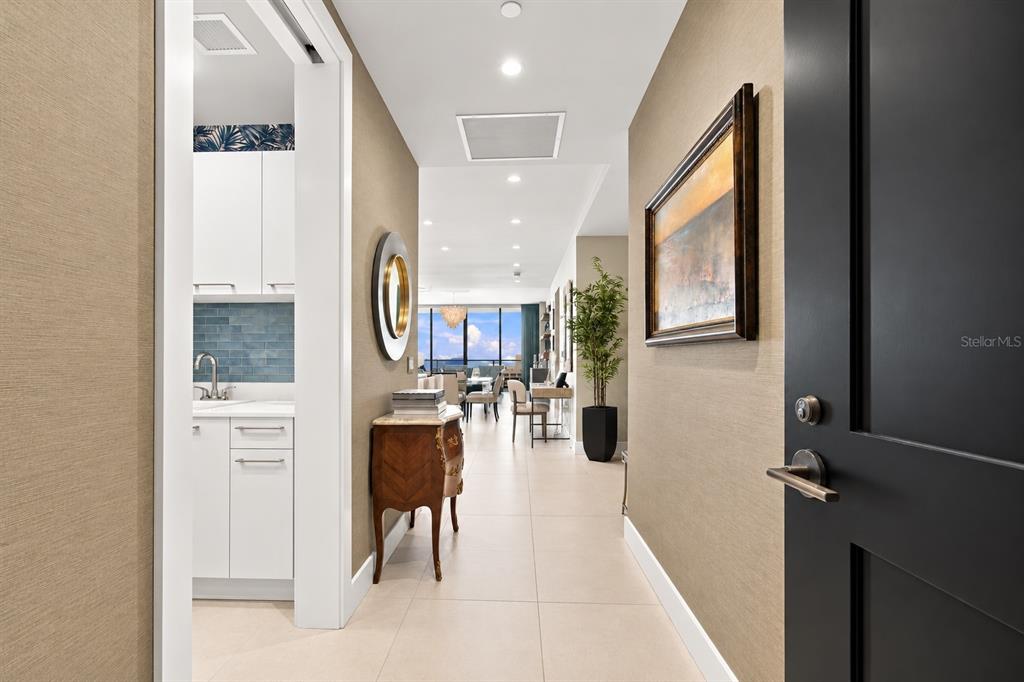 275 1ST AVENUE S UNIT 2903, ST PETERSBURG, FL — photo 2 of 30