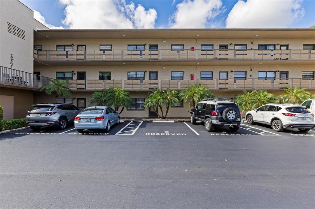5975 TERRACE PARK DRIVE N UNIT 204