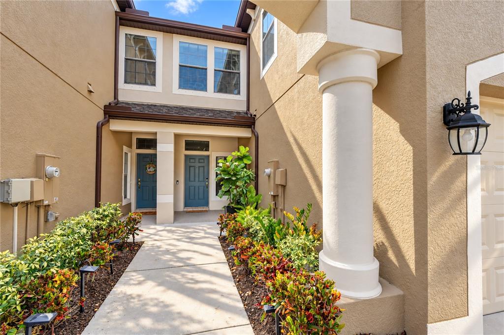 11650 CROWNED SPARROW LANE, TAMPA, FL — photo 4 of 30