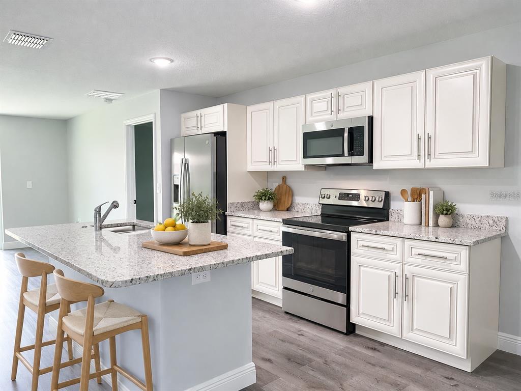 13401 SW 47TH TERRACE, OCALA, FL — photo 2 of 7