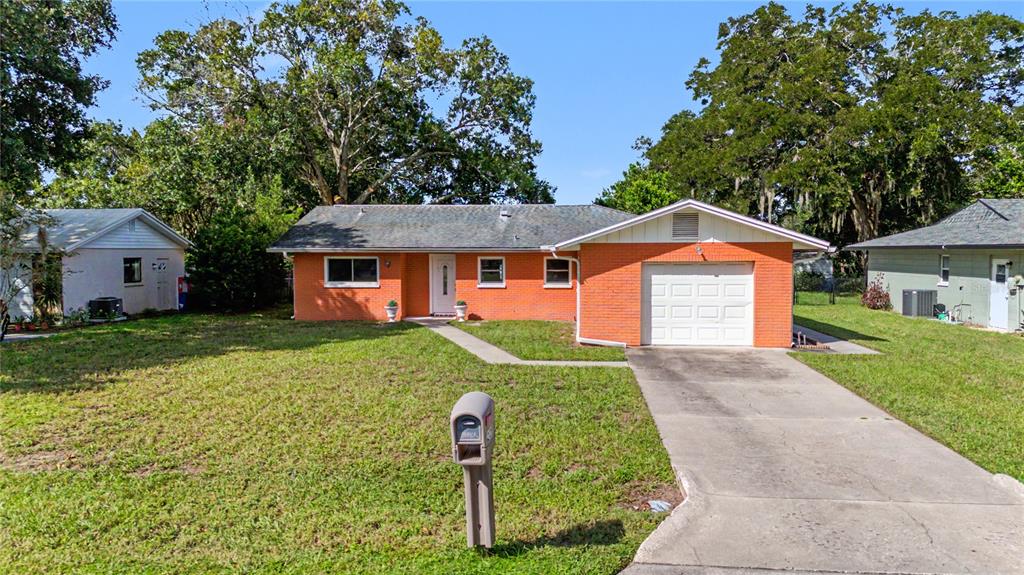 2555 SHADECREST ROAD