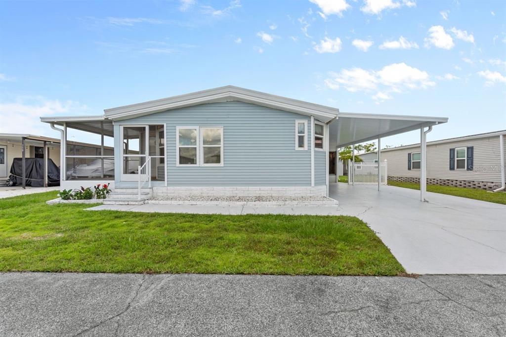 749 RIVERVIEW CIRCLE