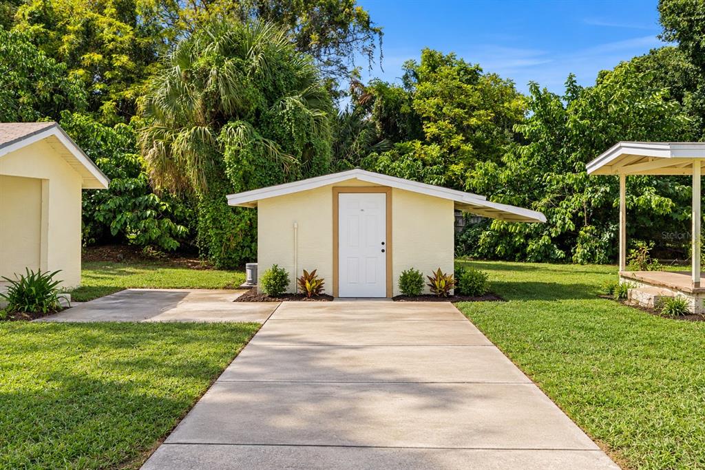 2112 LEE STREET, ORLANDO, FL — photo 3 of 41