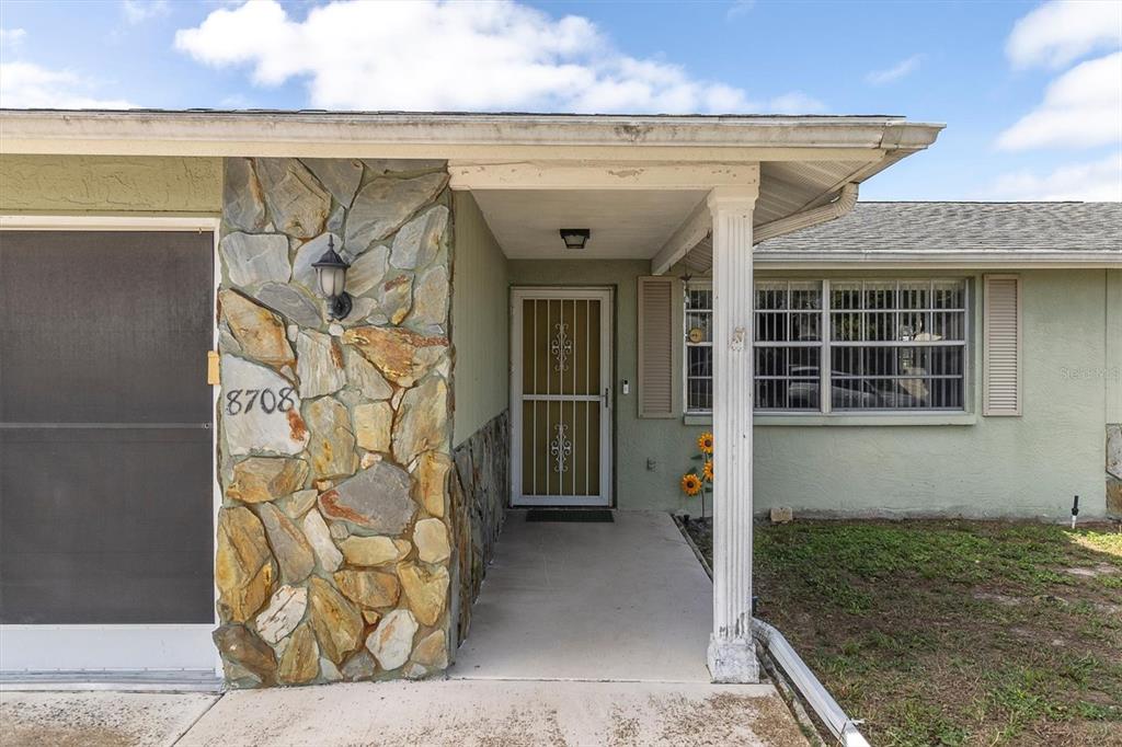 8708 BRIAR PATCH DRIVE, PORT RICHEY, FL — photo 2 of 30