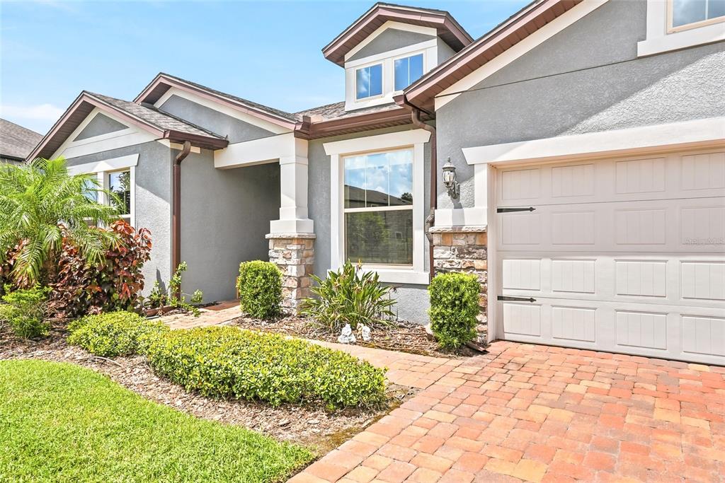 19284 BRIARBROOK DRIVE, TAMPA, FL — photo 4 of 30