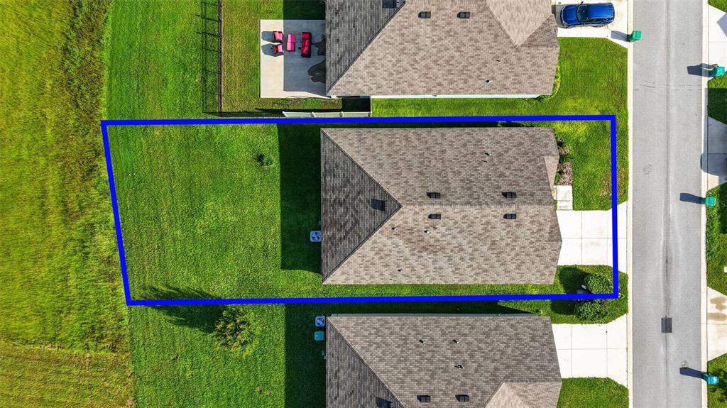 8510 TRIUMPH CIRCLE, WILDWOOD, FL — photo 3 of 30
