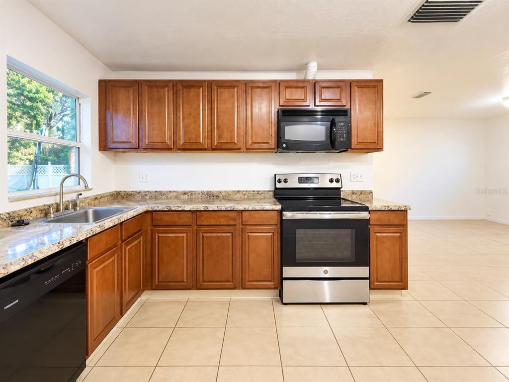 1824 HOWELL BRANCH ROAD, WINTER PARK, FL — photo 4 of 16