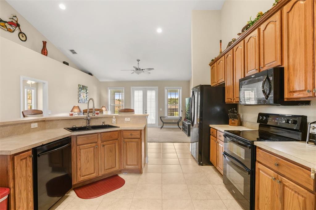 730 COUNTRY WALK COVE, EAGLE LAKE, FL — photo 3 of 21