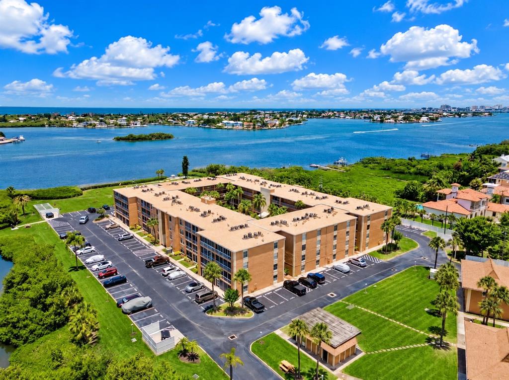 12760 INDIAN ROCKS ROAD UNIT 1030 (Furnished)