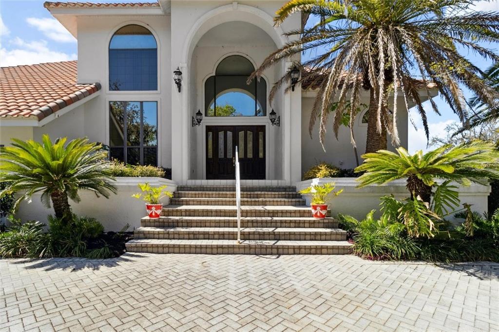 1128 N Circle DRIVE, CRYSTAL RIVER, FL — photo 2 of 30