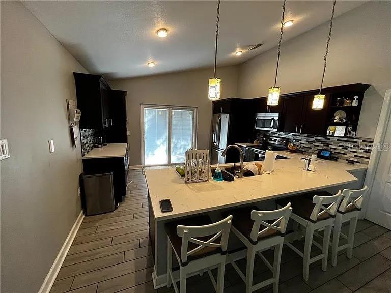 555 BEASLEY COURT, ORLANDO, FL — photo 2 of 6