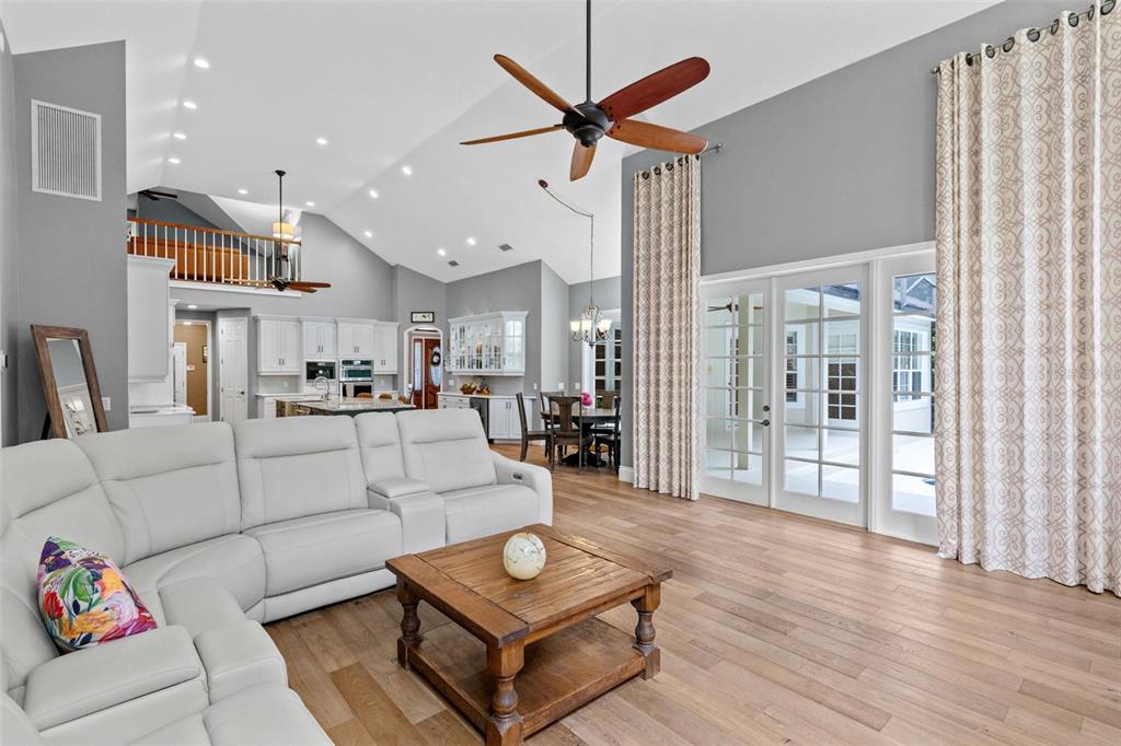 149 CHERRY CREEK CIRCLE, WINTER SPRINGS, FL — photo 3 of 30