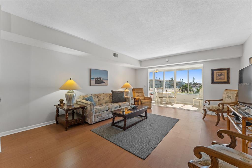 1868 SHORE DRIVE S UNIT 208, SOUTH PASADENA, FL — photo 5 of 36