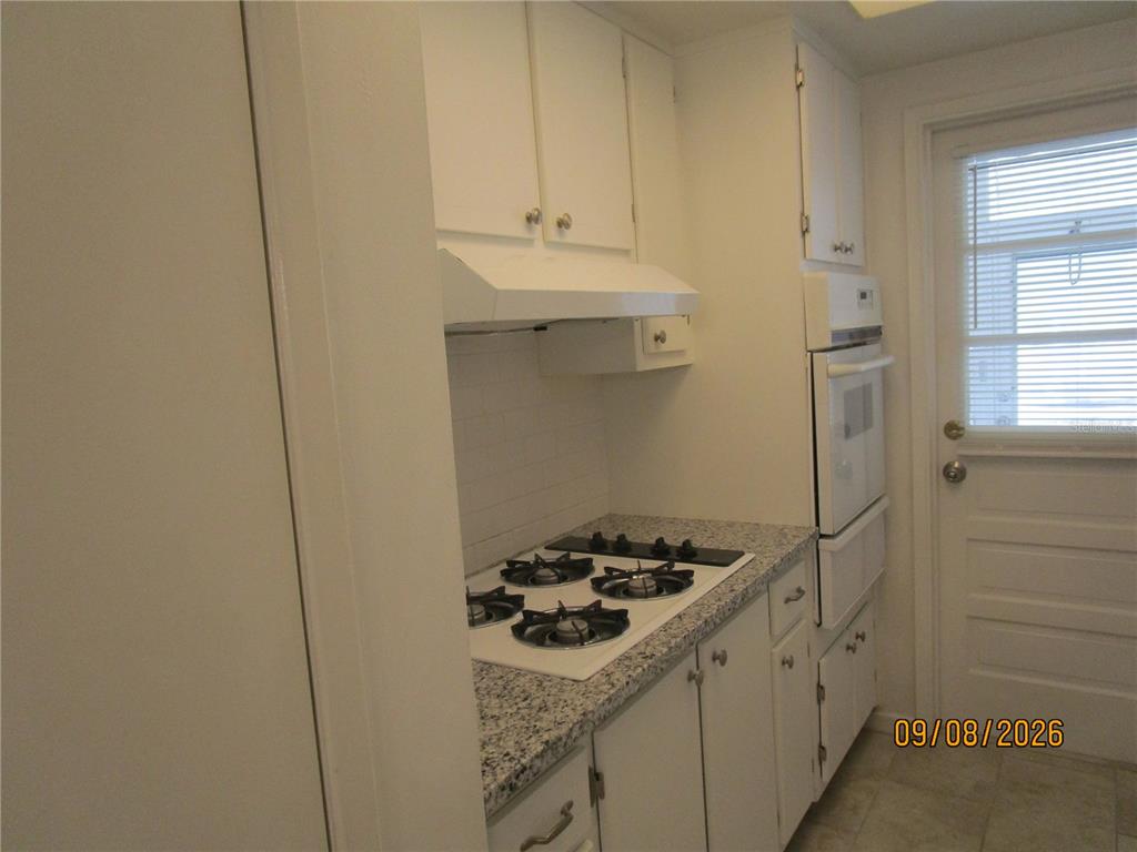 5945 21ST STREET N UNIT 5, ST PETERSBURG, FL — photo 5 of 10