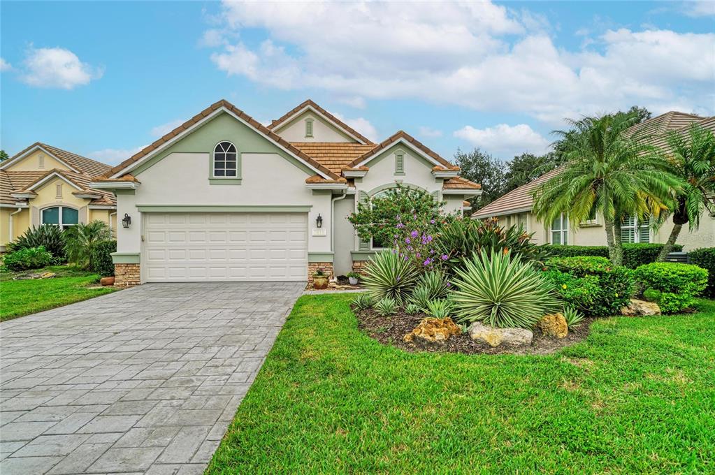 7816 HERITAGE CLASSIC COURT, LAKEWOOD RANCH, FL — photo 2 of 30