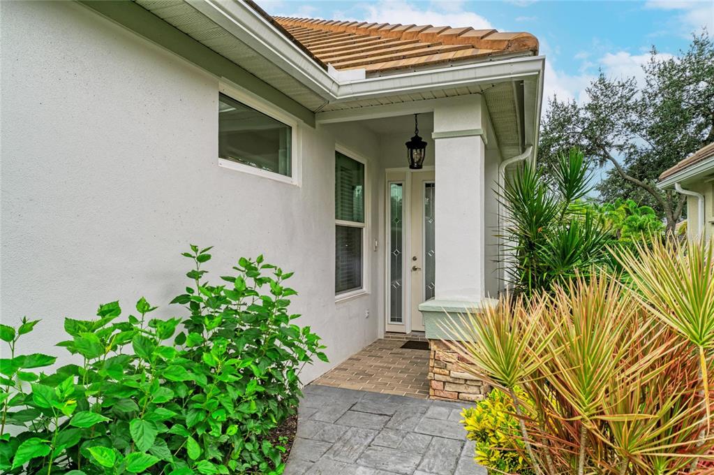 7816 HERITAGE CLASSIC COURT, LAKEWOOD RANCH, FL — photo 3 of 30