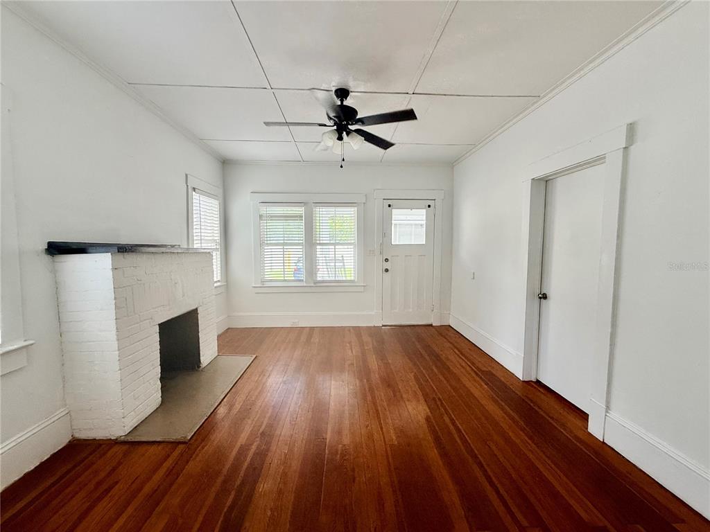 305 PAGE COURT, DELAND, FL — photo 4 of 16