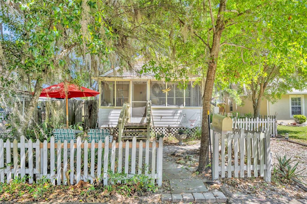 140 N JOHNS STREET