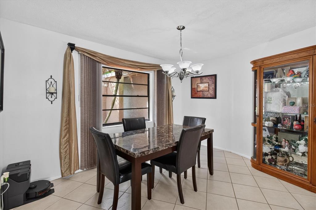 4206 GRAINARY AVENUE, TAMPA, FL — photo 4 of 30