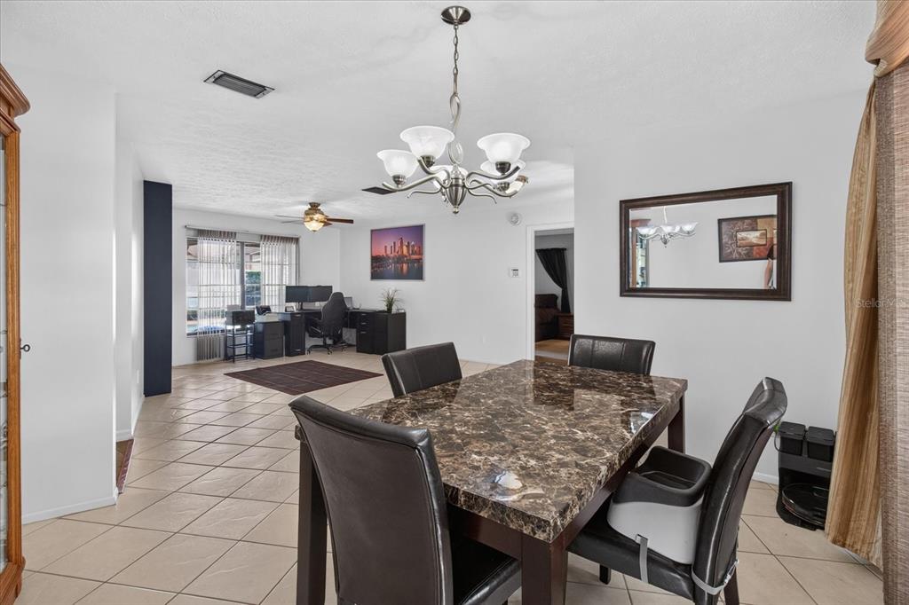 4206 GRAINARY AVENUE, TAMPA, FL — photo 5 of 30