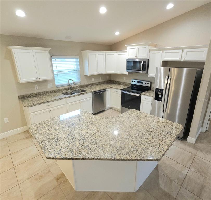 106 MARION OAKS PASS, OCALA, FL — photo 3 of 18