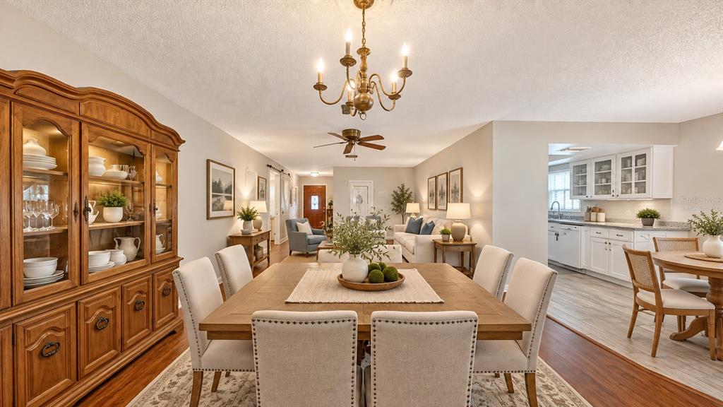 3802 CHINABERRY ROAD, BRADENTON, FL — photo 4 of 30