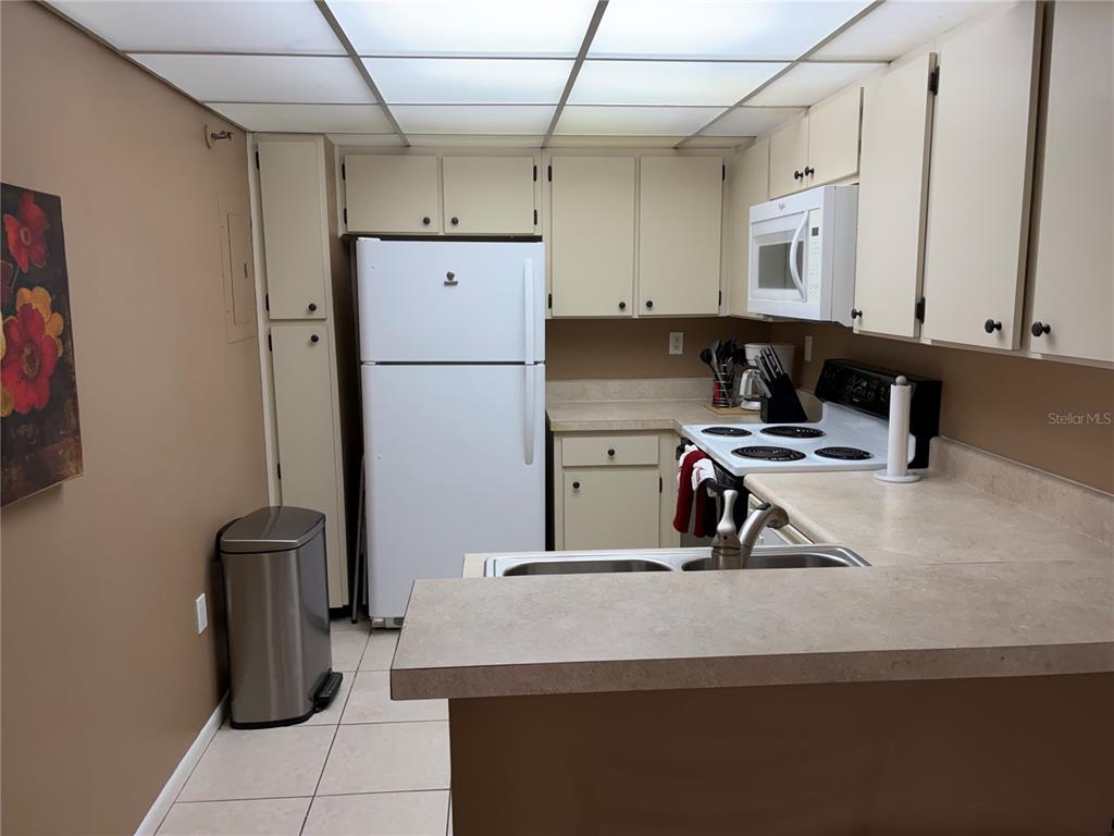 21405 OLEAN BOULEVARD UNIT 205, PORT CHARLOTTE, FL — photo 4 of 9