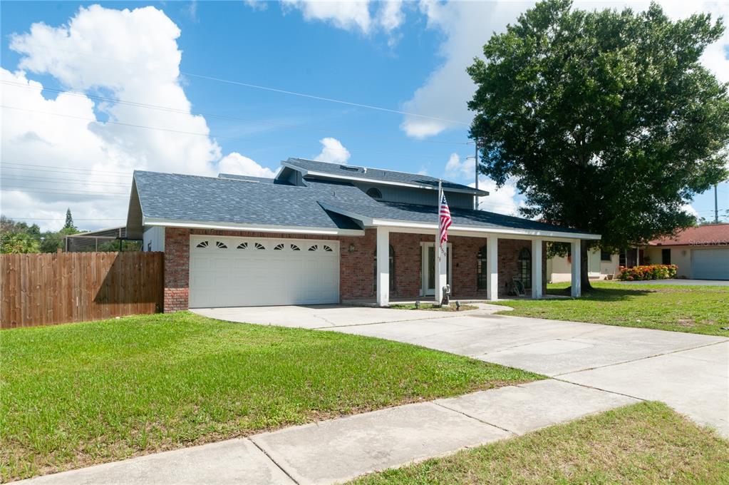859 PINEWOOD TERRACE W, PALM HARBOR, FL — photo 3 of 51