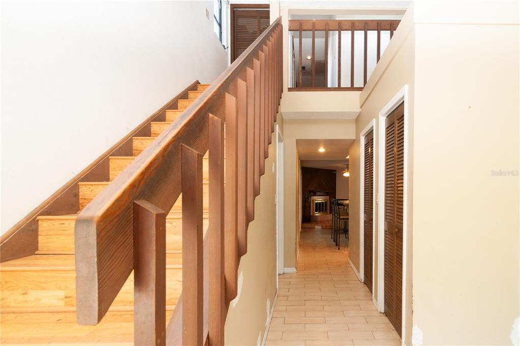 859 PINEWOOD TERRACE W, PALM HARBOR, FL — photo 4 of 51
