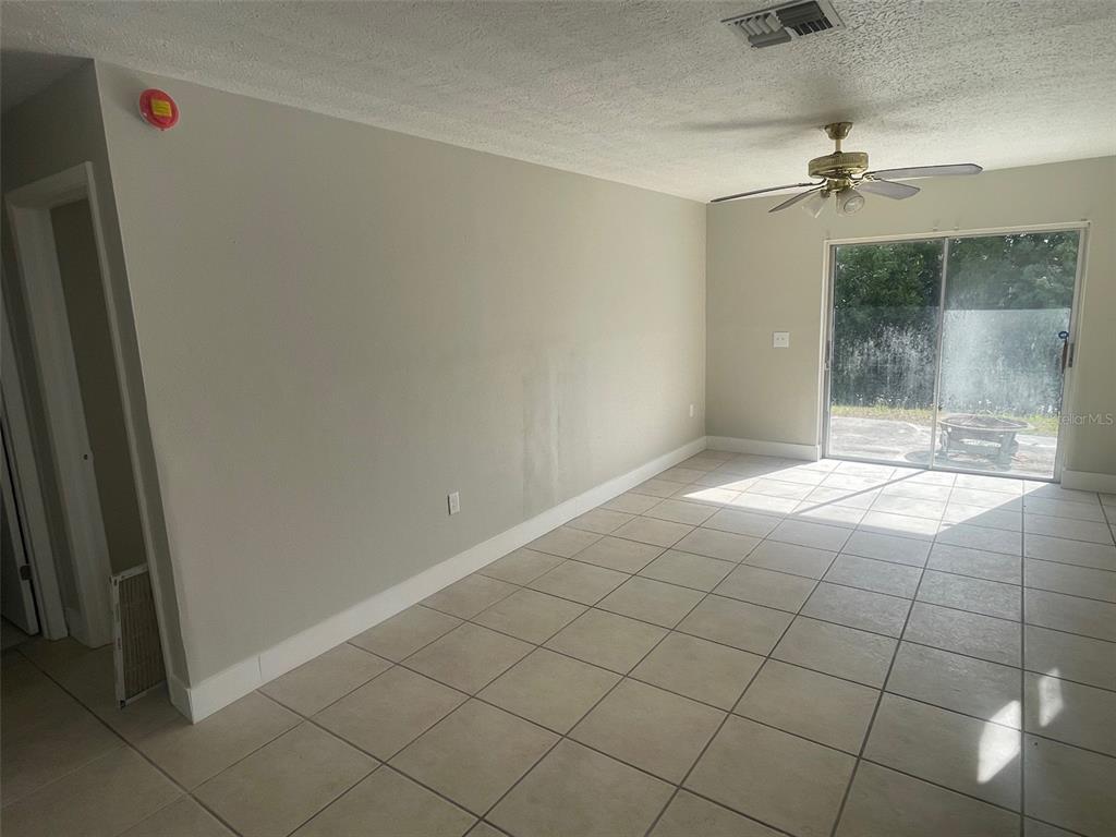 7322 JANCZLIK DRIVE, NEW PORT RICHEY, FL — photo 4 of 17