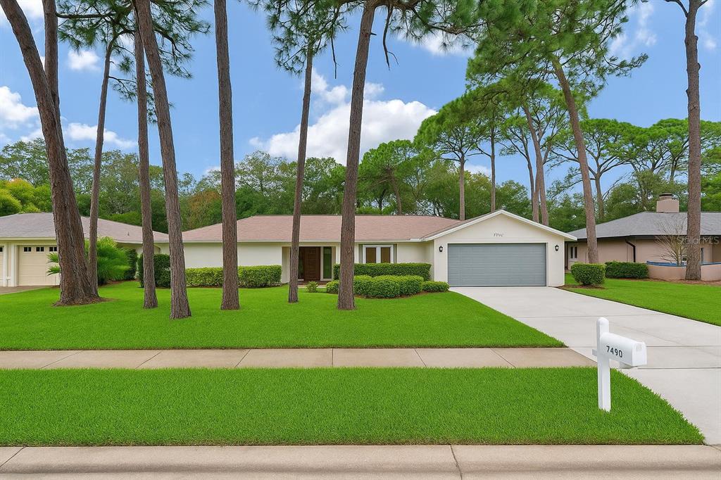 7490 PINE VALLEY LANE