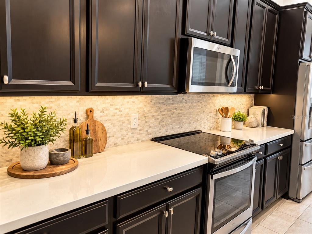727 CATALONIA COVE, OVIEDO, FL — photo 2 of 19